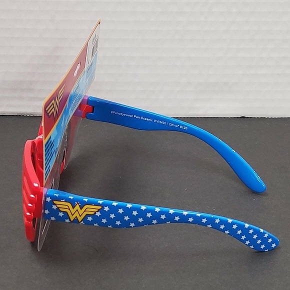 NWT Wonder Woman (2) Piece Bundle!! - Picture 3 of 6